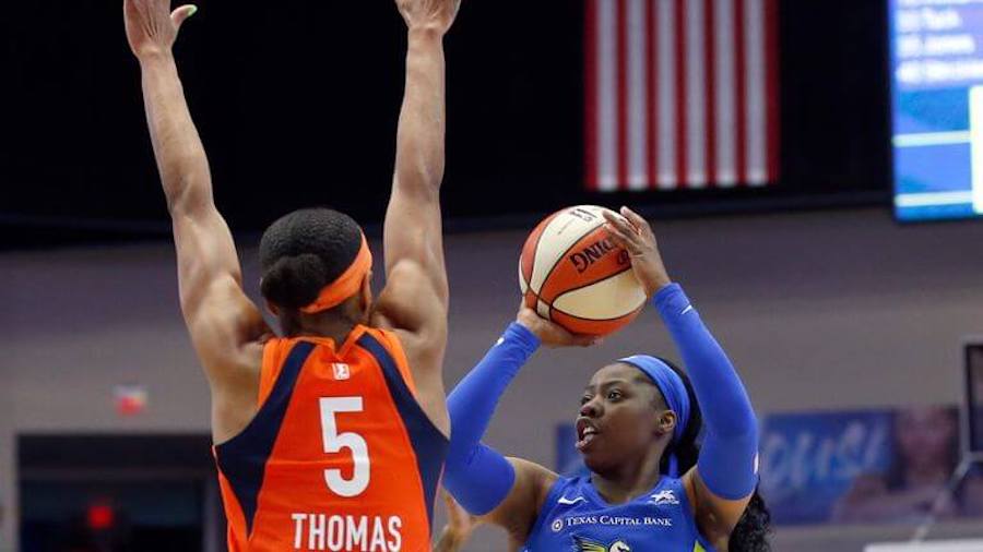 Connecticut at Dallas WNBA - Live in VR