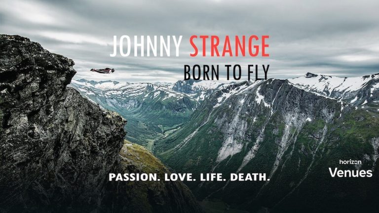 Johnny Strange: Born to Fly – Live in VR